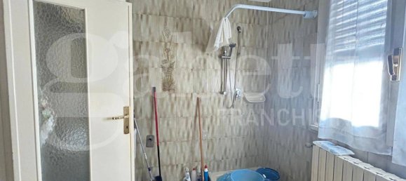 3 bedrooms Apartment in Vignola, Italy No. 292138 3