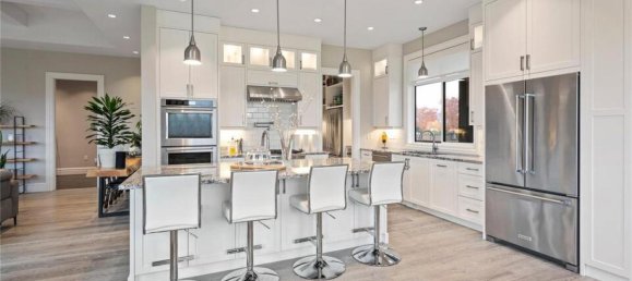 5 bedrooms House in British Columbia, Canada No. 1106 5