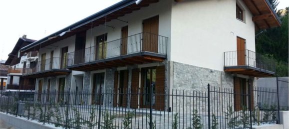 3 rooms Apartment in Entracque, Italy No. 225533 4