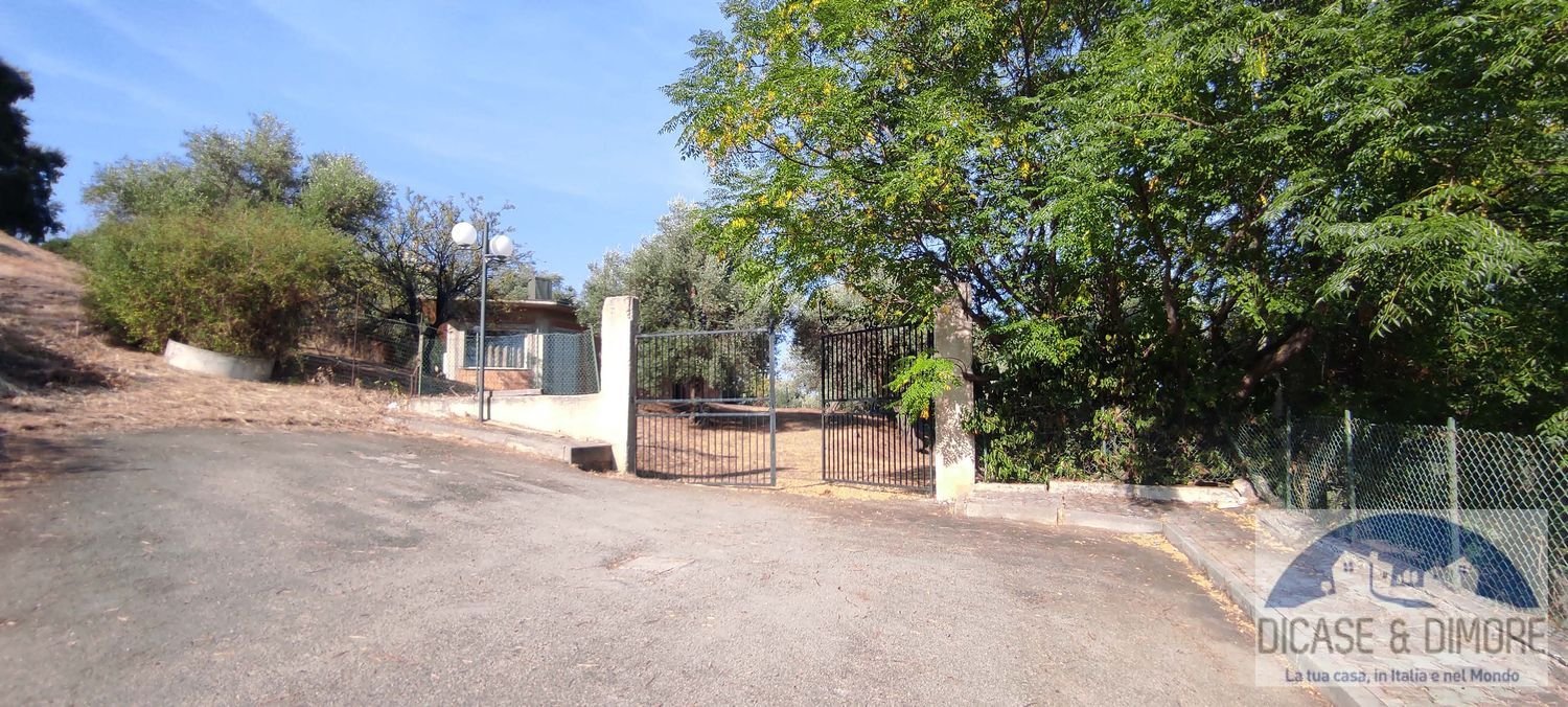 2-salle Villa à Acquedolci, Italy No. 78075