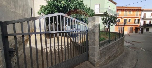 8 rooms House in Roggiano Gravina, Italy No. 78236 13