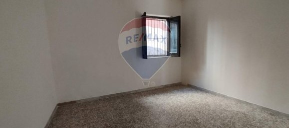 8 rooms House in Roggiano Gravina, Italy No. 78236 19
