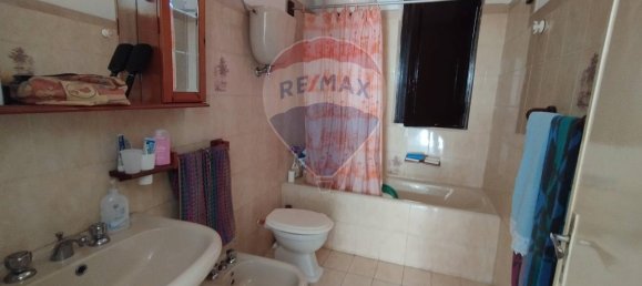 8 rooms House in Roggiano Gravina, Italy No. 78236 17