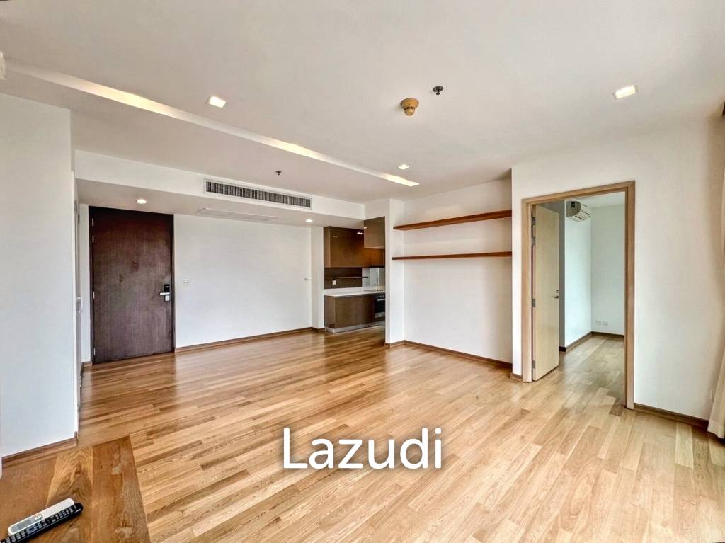 3 bedrooms Condo in Phra Khanong, Thailand No. 25343