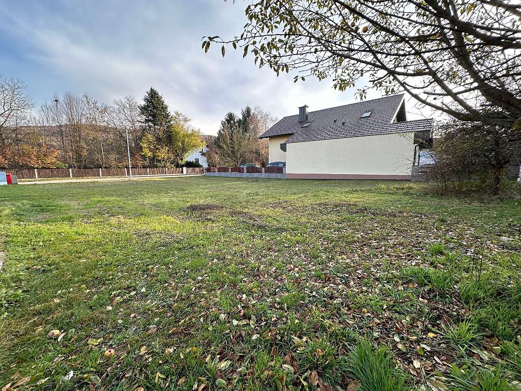  قطعة أرض في Boheimkirchen, Austria رقم 93334