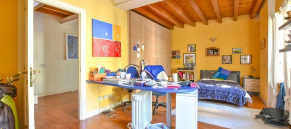 5 bedrooms Villa in Varese, Italy No. 68057 25