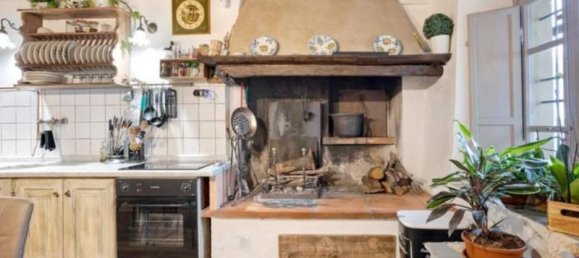 4 rooms House in Camaiore, Italy No. 235605 17