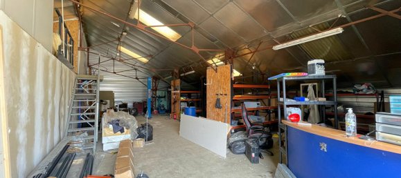 200m² Commercial property in Tigy, France No. 90537 7