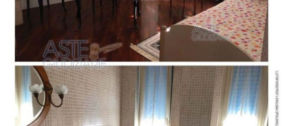 10 rooms Apartment in Sant'Anastasia, Italy No. 12486 2