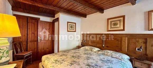 5 bedrooms Villa in Alta Valle Intelvi, Italy No. 10054 26