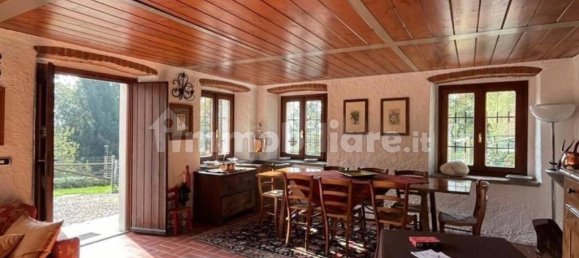 5 bedrooms Villa in Alta Valle Intelvi, Italy No. 10054 23