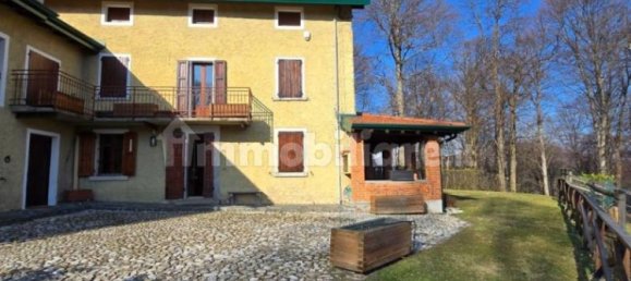5 bedrooms Villa in Alta Valle Intelvi, Italy No. 10054 45