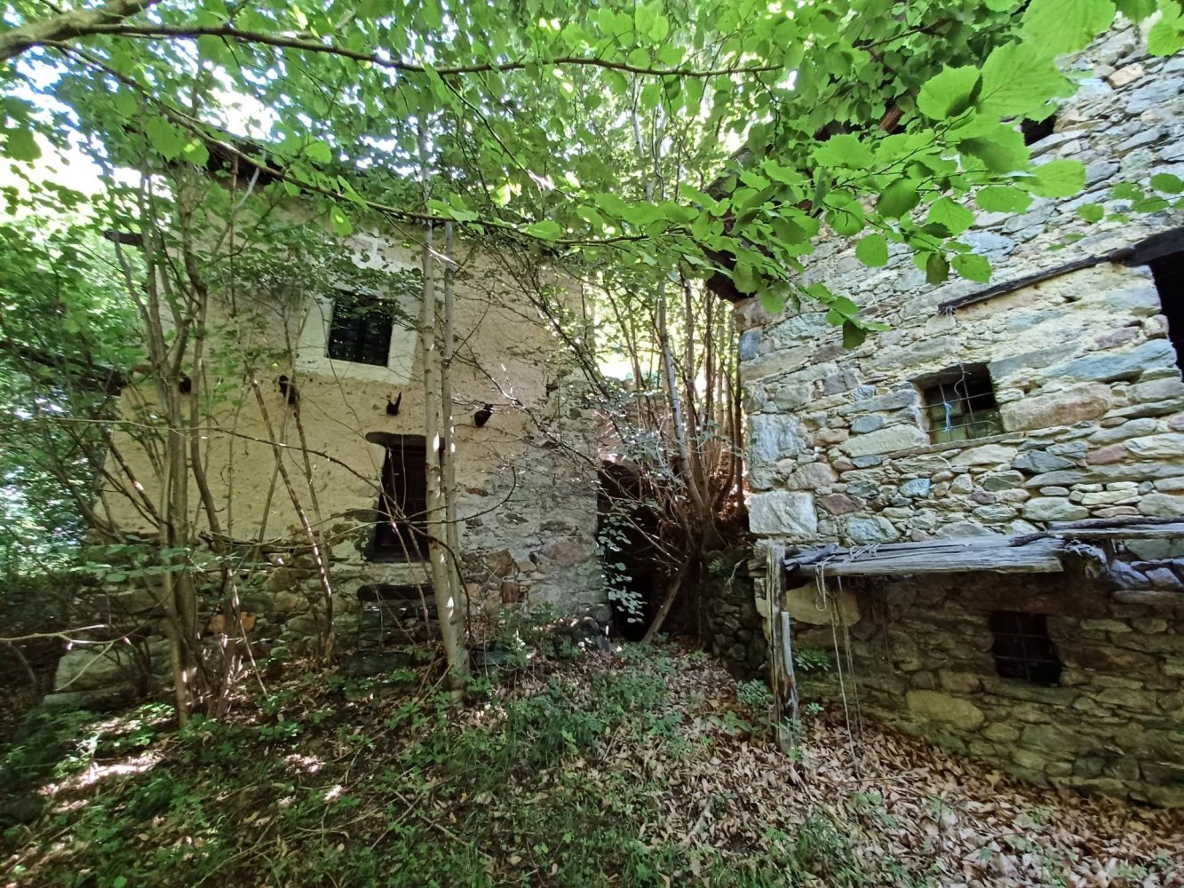 3 bedrooms House in Pont Saint Martin, Italy No. 291711