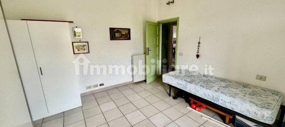 2 Schlafzimmer Wohnung in Pontedera, Italy, Nr. 275492 4