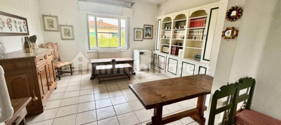 2 Schlafzimmer Wohnung in Pontedera, Italy, Nr. 275492 12