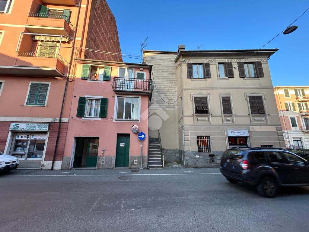 1غرفة عقار تجاري في Chiavari, Italy رقم 162890