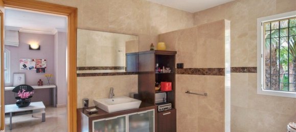 Вилла с 6 спальнями в Марбелья, Испания № 137178 16