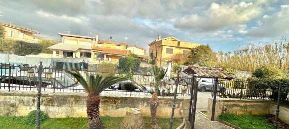 4غرفة فيلا في Giugliano in Campania, Italy رقم 23083 22