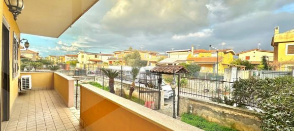 4غرفة فيلا في Giugliano in Campania, Italy رقم 23083 24