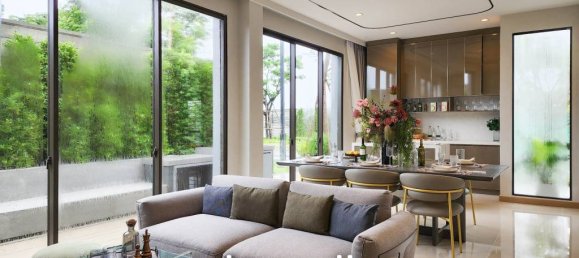 4 bedrooms Bungalow in Bangkok, Thailand No. 21483 3