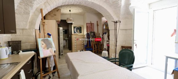 Estudio en Martina Franca, Italy No. 294690 4