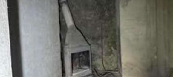 3-salle Appartement à Calolziocorte, Italy No. 1719 6