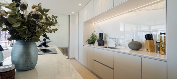 3 bedrooms Penthouse in Benahavis, Spain No. 3066 3