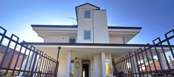 Studio in Macerata, Italy, Nr. 206888 21