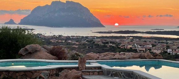 6 bedrooms Villa in Loiri Porto San Paolo, Italy No. 58747 5