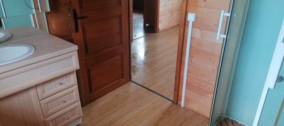 2 Schlafzimmer Haus in Marcilly-le-Hayer, France, Nr. 218185 13