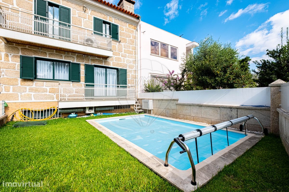 4 bedrooms House in Valbom, Portugal No. 176499