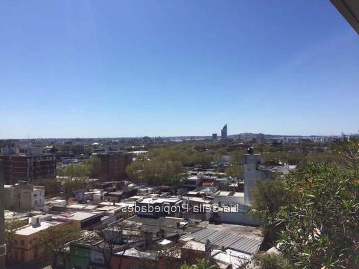 2 bedrooms Office in Montevideo, Uruguay No. 13551