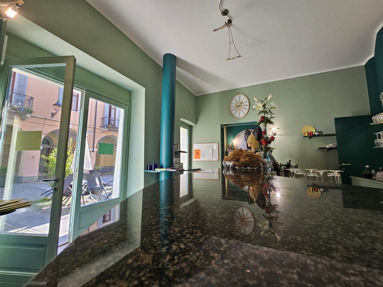 Gewerbliche Immobilie in Gassino Torinese, Italy 100m², Nr. 207290