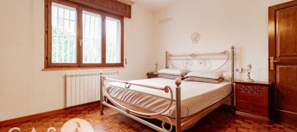 6غرفة منزل في Cesena, Italy رقم 101541 4