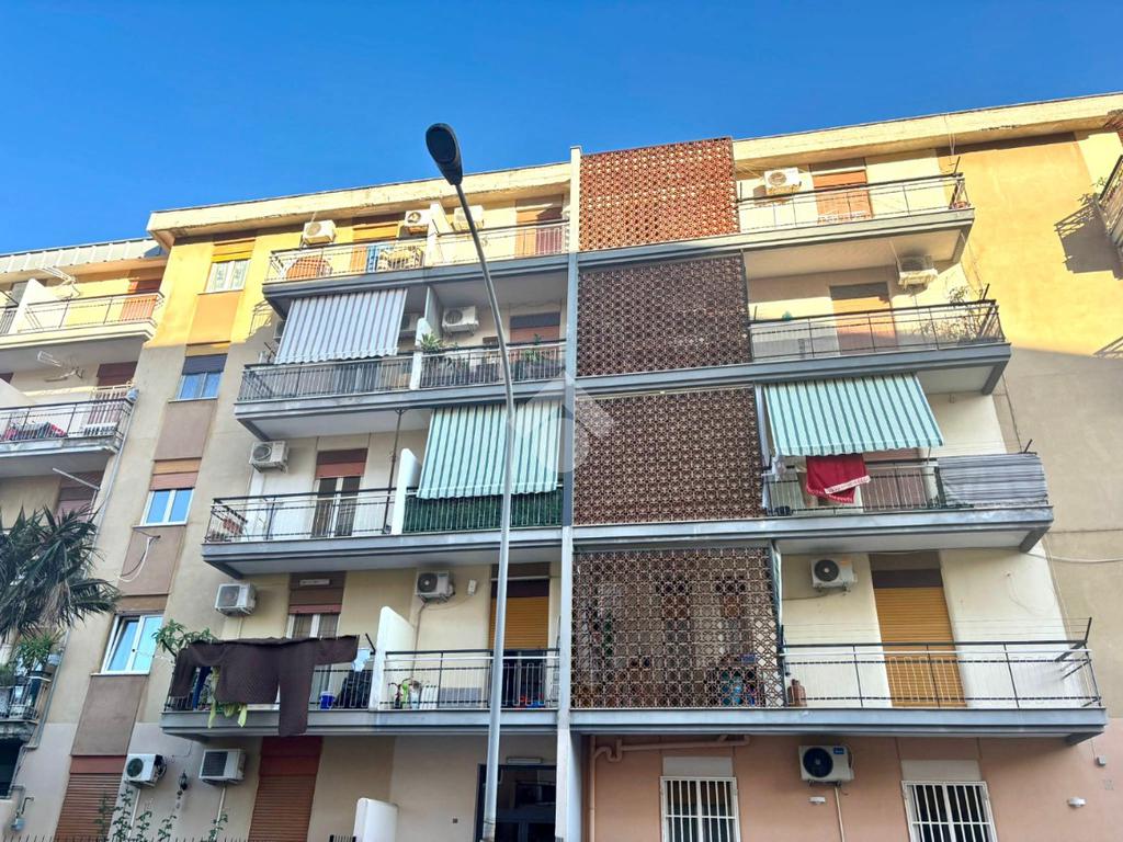 1 Schlafzimmer Wohnung in Palermo, Italy, Nr. 287900