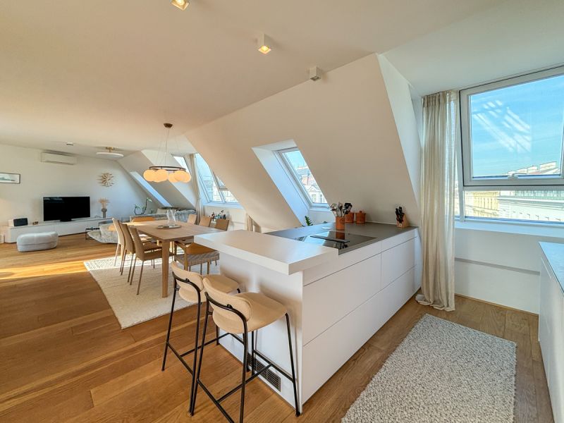 4 rooms Apartment in Alsergrund, Austria No. 39713