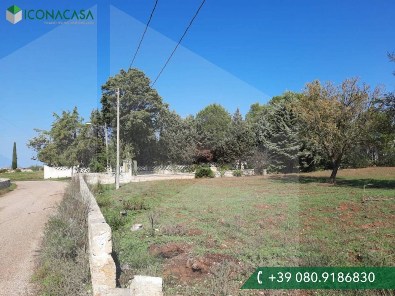 Вилла с 3 комнатами в Бриндизи, Италия № 26435