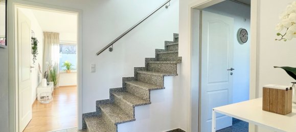 3 bedrooms Townhouse in Rhein-Erft, Germany No. 149635 4