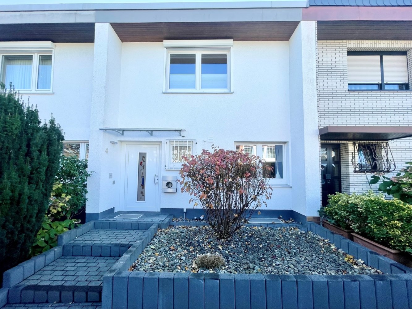 3 bedrooms Townhouse in Rhein-Erft, Germany No. 149635