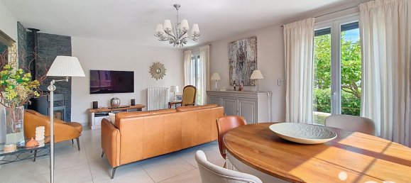 4 Schlafzimmer Haus in Sancoins, France, Nr. 286377 3