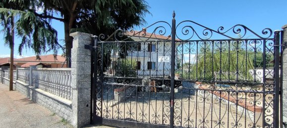 9 rooms Villa in Mazzè, Italy No. 301182 2