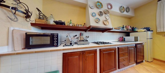 4 bedrooms House in Bastia Umbra, Italy No. 312132 4