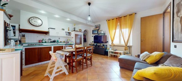 4 bedrooms House in Bastia Umbra, Italy No. 312132 8