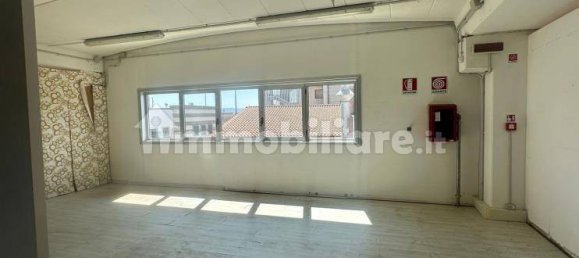 Armazém em Olbia, Italy 2339 m² N.º 350762 11
