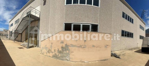 Armazém em Olbia, Italy 2339 m² N.º 350762 2