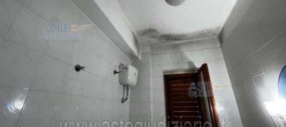 4 rooms Apartment in Salerno, Italy No. 225022 27