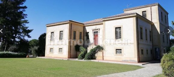 24 chambres Villa à Capo d'Orlando, Italy No. 37144 3