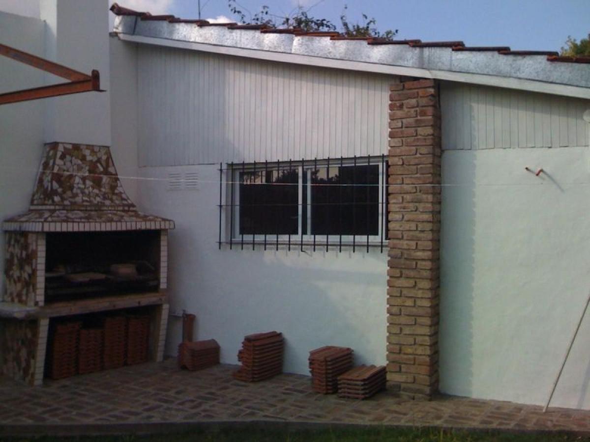 Studio à Almirante Brown, Argentina No. 98069