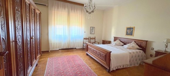 Вилла с 5 комнатами в Мармироло, Италия № 151464 37