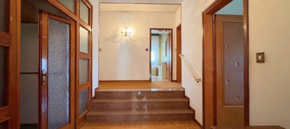 Вилла с 5 комнатами в Мармироло, Италия № 151464 15